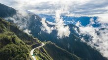 Load image into Gallery viewer, Bolivia - Sol de Manana
